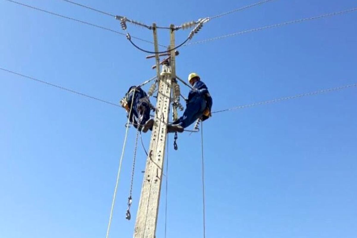 افتتاح و کلنگ‌زنی۲۲ پروژه برق رسانی در شهرستان کهگیلویه