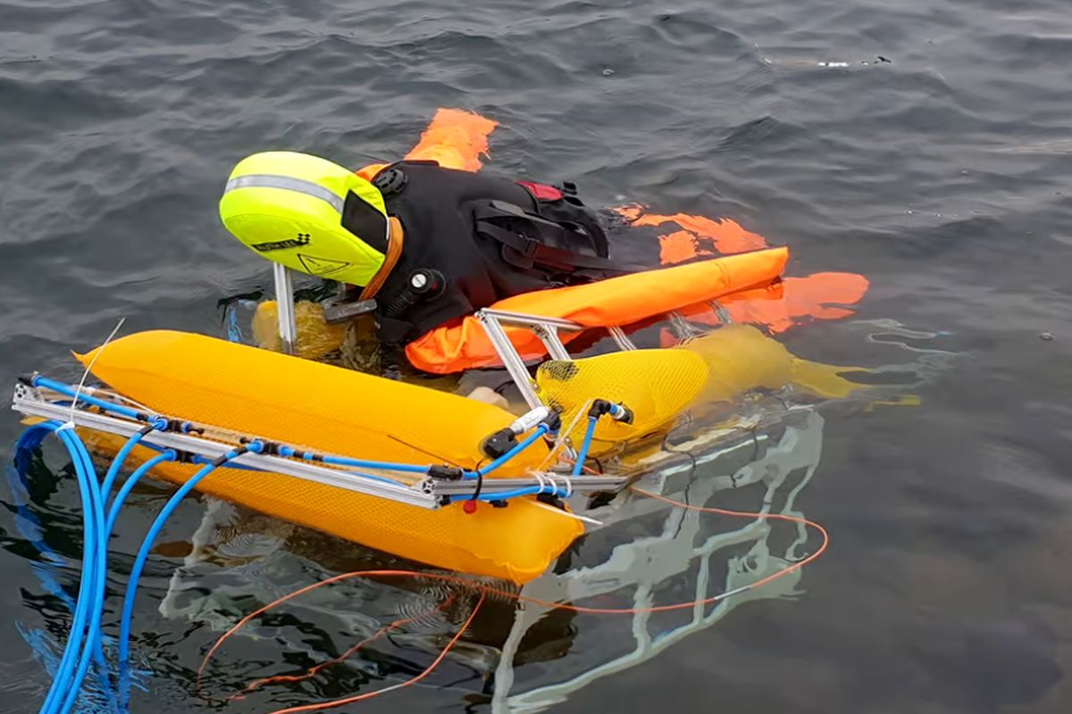 ساخت ربات نجات‌غریق در دریا و استخر برای شناگران