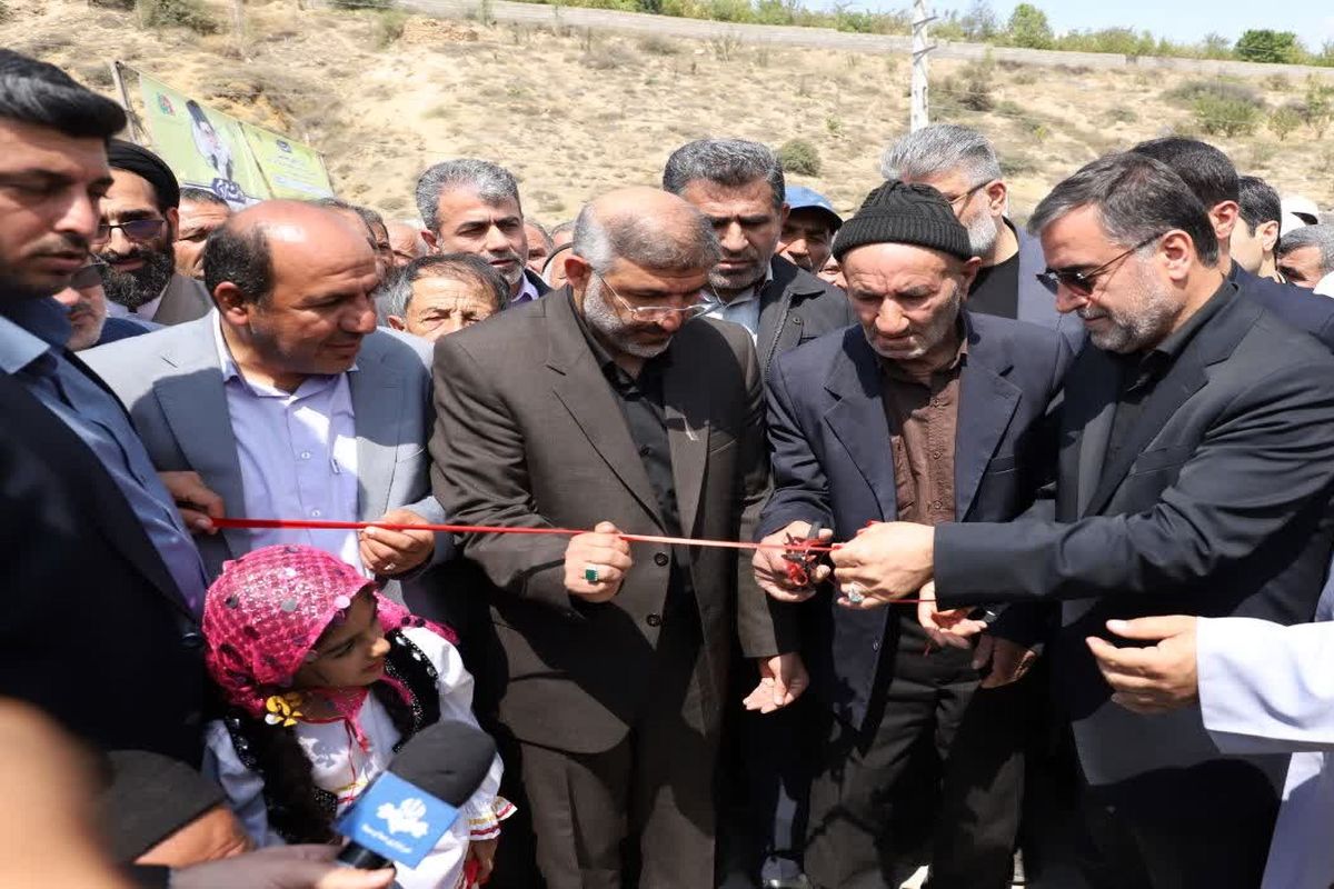پل روستای اروست بخش چهاردانگه ساری با حضور استاندار مازندران افتتاح شد