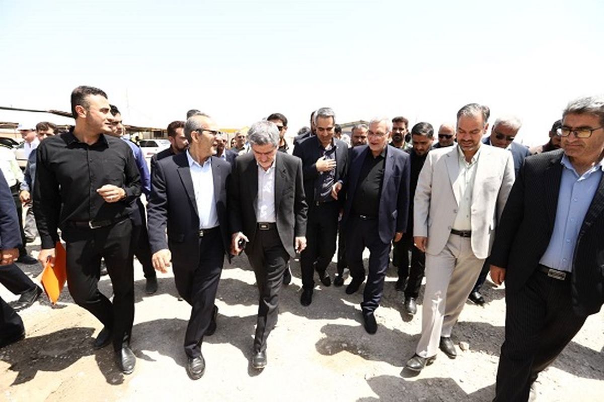 بازدید وزیر بهداشت از پروژه ساخت بیمارستان شهرستان مرودشت