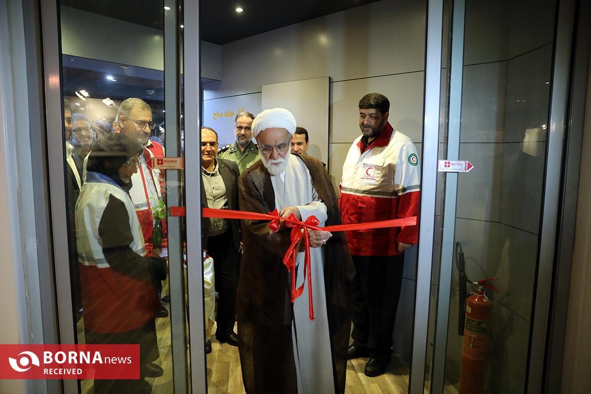 نمایشگاه عکس پرواز بازگشت