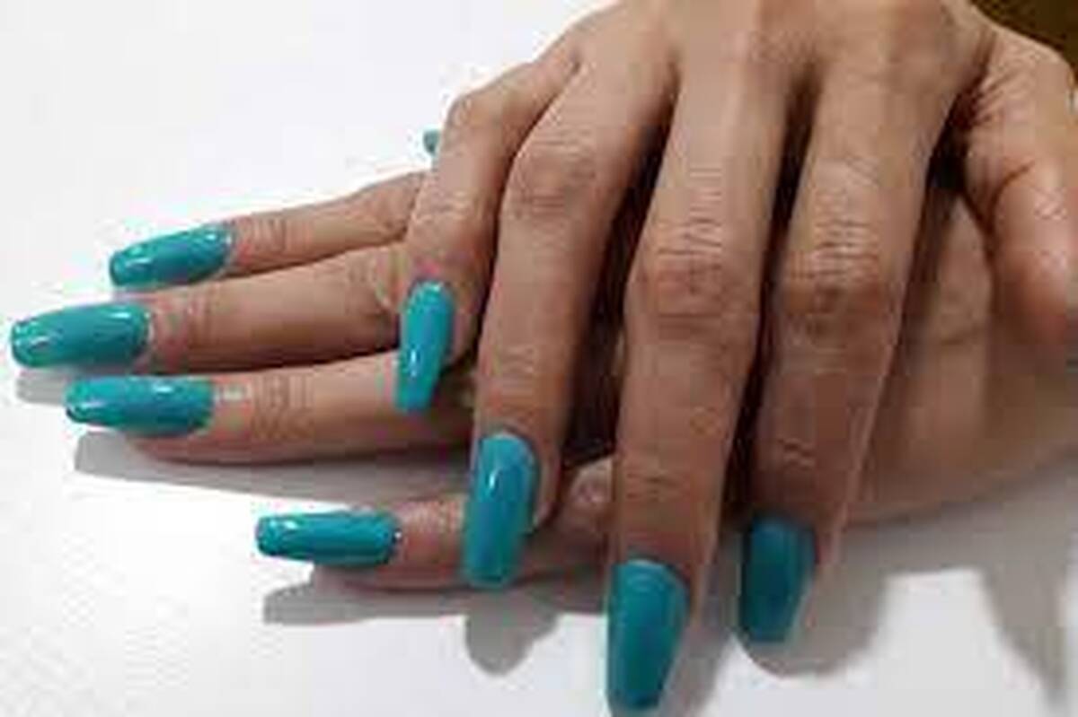 حکم شرعی و نحوه صحیح کاشت ناخن