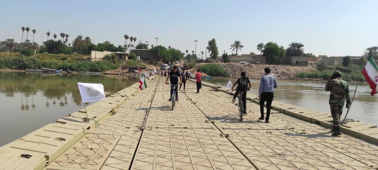 استاندار خوزستان: پل شناور عنافچه هدیه ارتش به مردم است / اعتبار پل اصلی در سفر دوم دولت به استان تخصیص داده شد