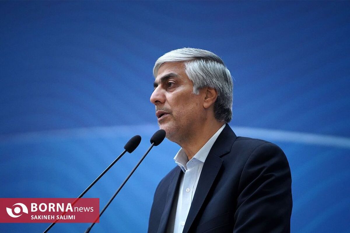 بازدید وزیر ورزش از اردوی تیم‌ملی والیبال نشسته بانوان و آقایان