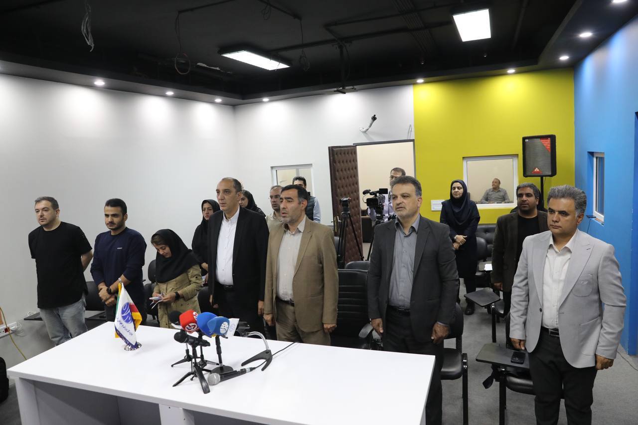 نشست خبری مدیرکل ورزش و جوانان استان تهران با اصحاب رسانه نشست خبری مدیرکل ورزش و جوانان استان تهران با اصحاب رسانه