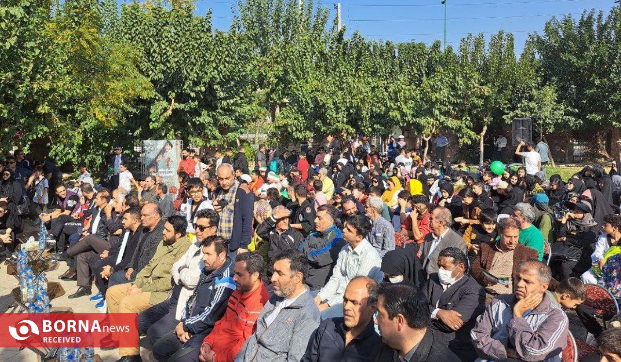 همایش بزرگ و با شکوه پیاده روی خانوادگی در شهرری برگزار شد همایش بزرگ و با شکوه پیاده روی خانوادگی در شهرری برگزار شد