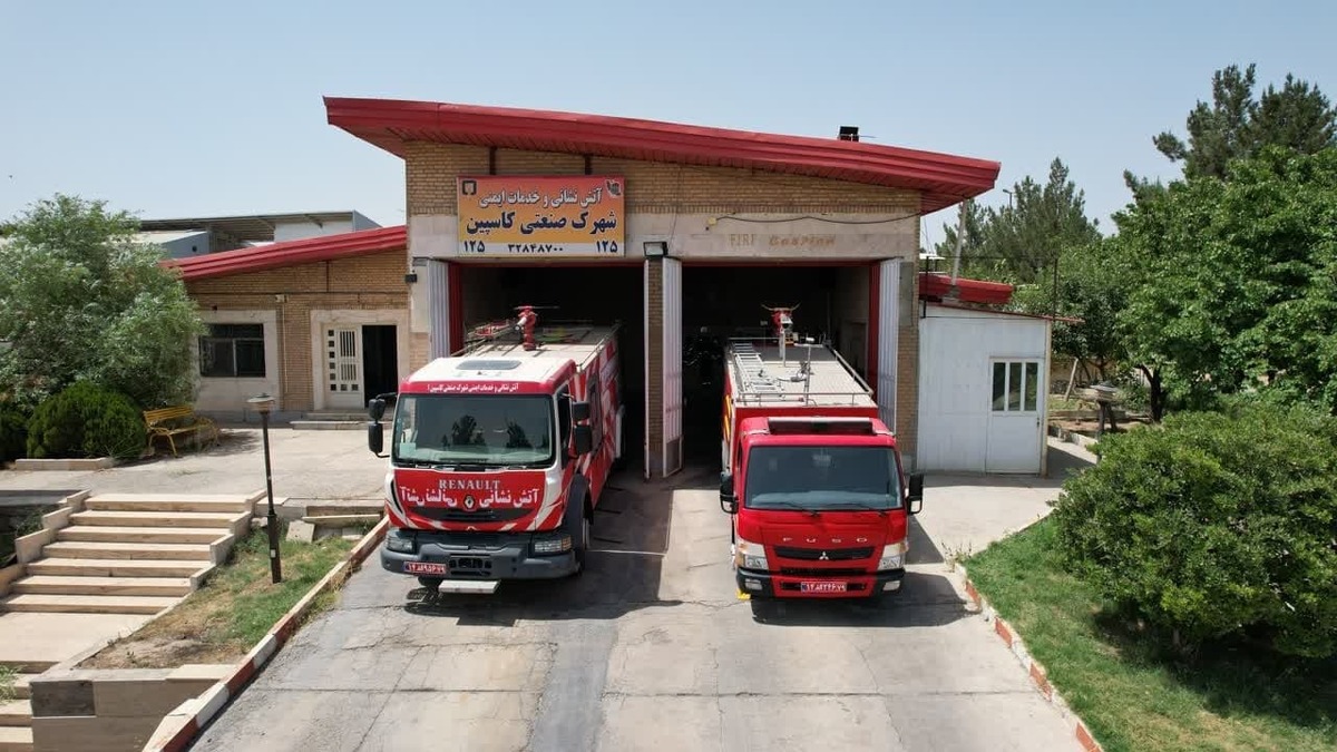 استقرار 15 دستگاه خودروی آتش نشانی در شهرک های صنعتی قزوین