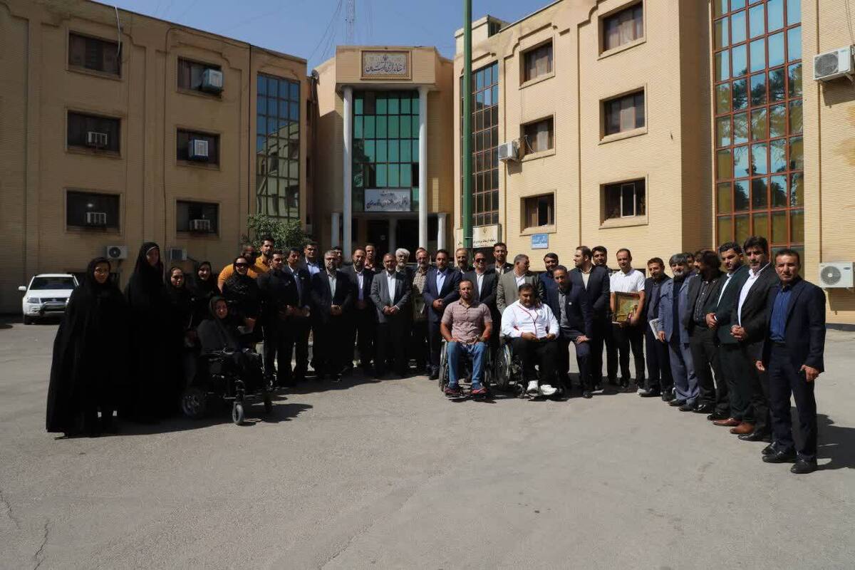 برگزاری آیین باشکوه  بدرقه وتجلیل از ورزشکاران لرستانی اعزامی به مسابقات آسیایی ۲۰۲۳  هانگژو چین