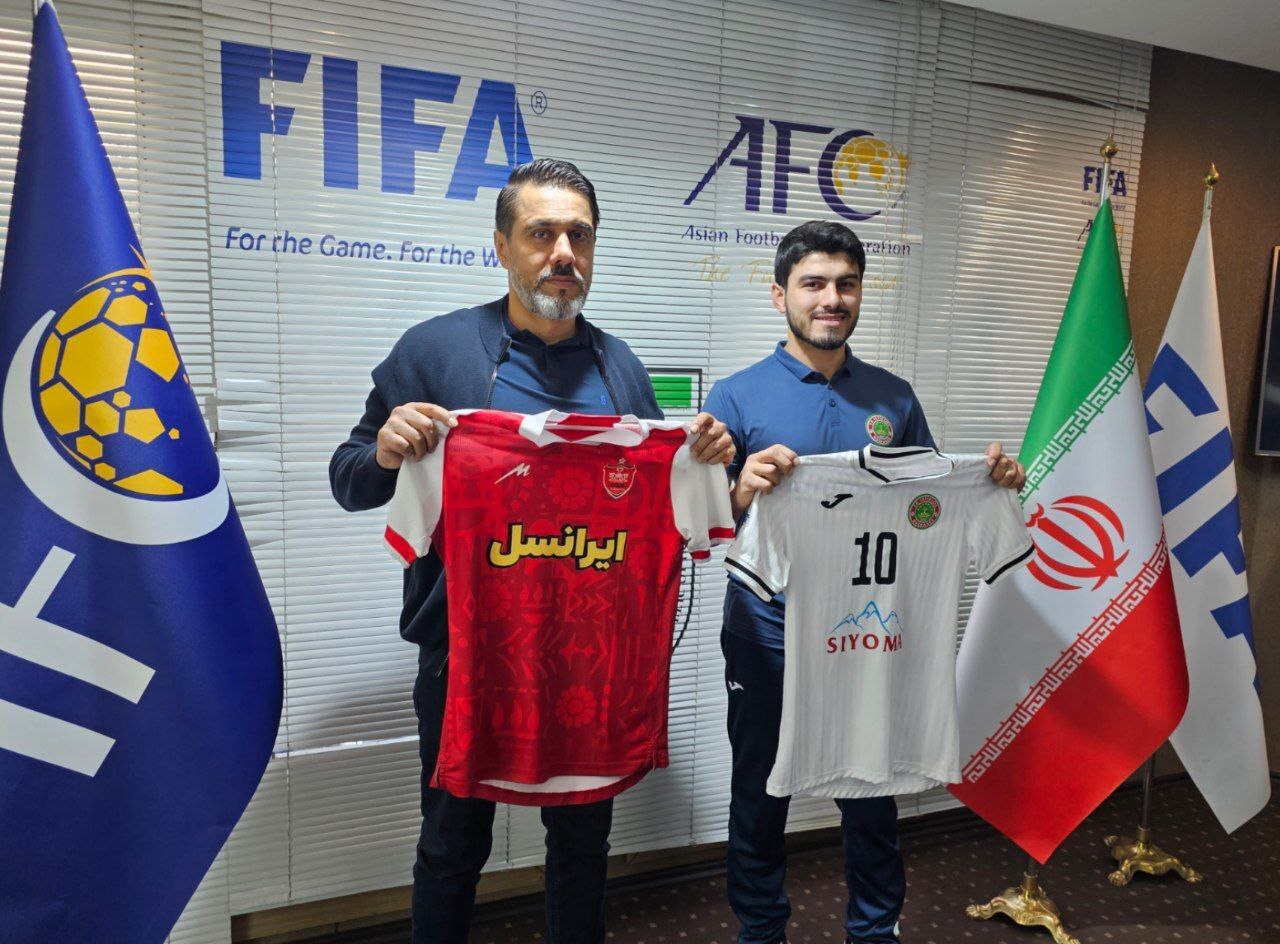 رونمایی از لباس پرسپولیس مقابل استقلال تاجیکستان رونمایی از لباس پرسپولیس مقابل استقلال تاجیکستان