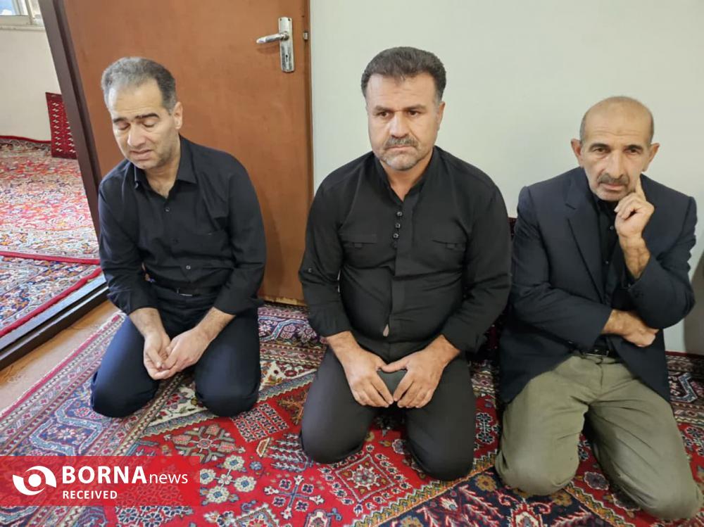 دیدار فرماندار لنگرود با خانواده درگذشتگان ترک اعتیاد + عکس دیدار فرماندار لنگرود با خانواده درگذشتگان ترک اعتیاد + عکس