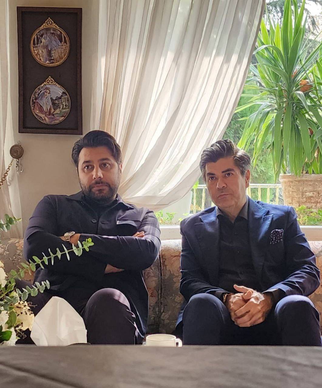 حضور هنرمندان در منزل «گلپا» + تصاویر حضور هنرمندان در منزل «گلپا» + تصاویر