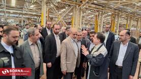 وزیر کشور از کارخانه آپادانا سرام بازدید کرد 