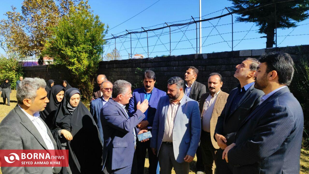 بازدید معاون وزیر کشور از موزه ابریشم و موسسه گل و گیاه لاهیجان + عکس بازدید معاون وزیر کشور از موزه ابریشم و موسسه گل و گیاه لاهیجان + عکس
