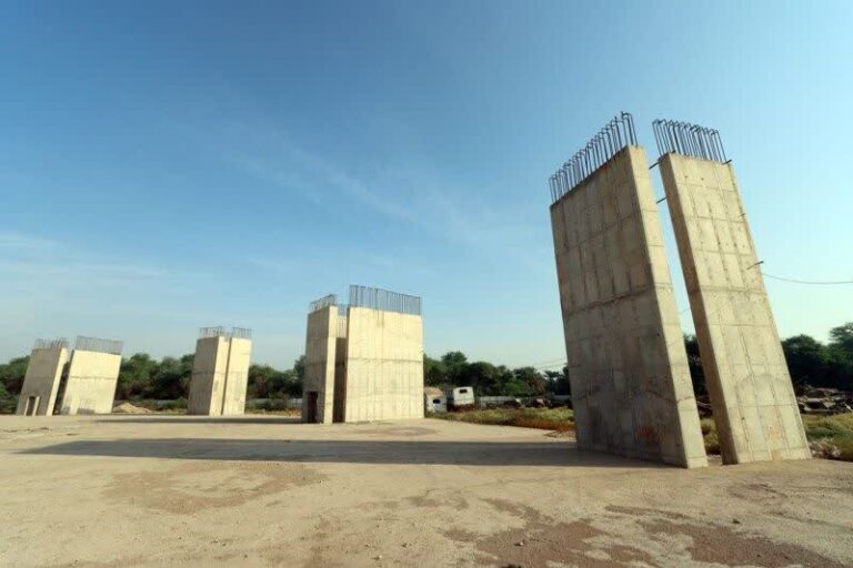 استاندار خوزستان: فاز نخست پروژه باغ‌ موزه دفاع مقدس استان به پیشرفت ۴۶ درصدی رسید