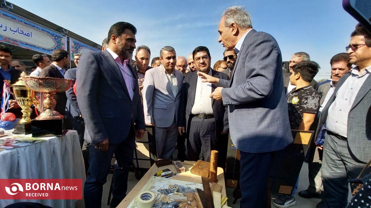 برگزاری اولین جشنواره برداشت گل کلم در بخش کهریزک برگزاری اولین جشنواره برداشت گل کلم در بخش کهریزک