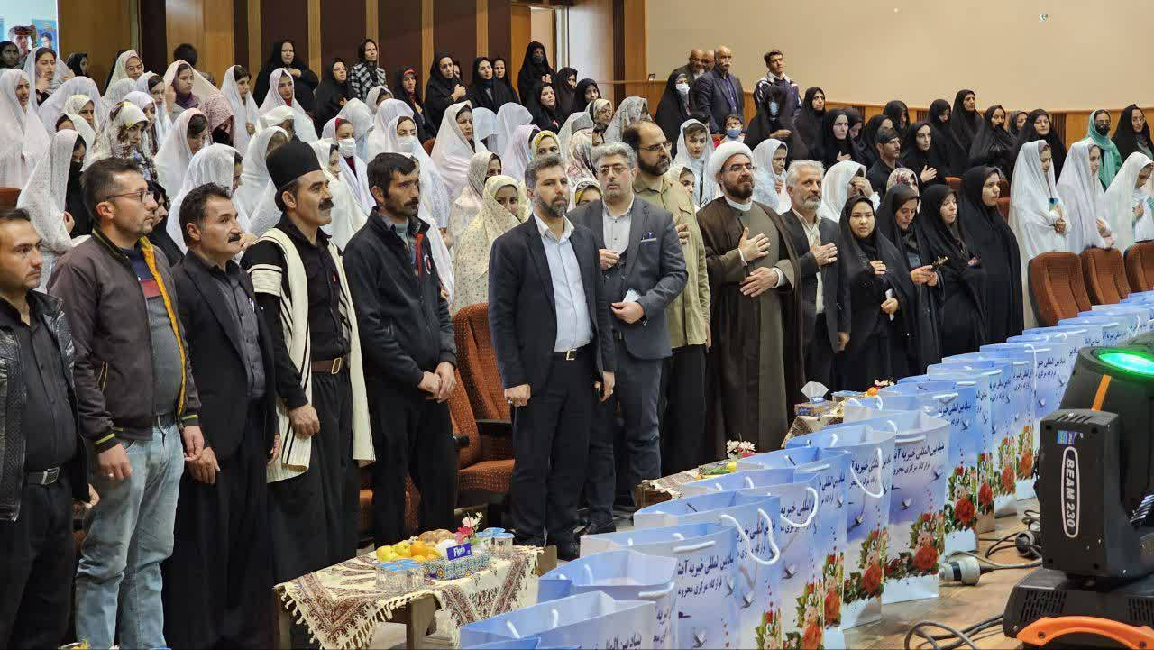 ۲۰۰ سری جهیزیه به نوعروسان شهرکردی اهدا شد 