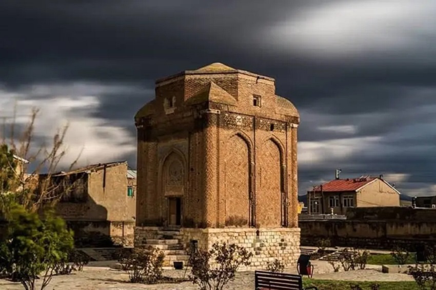 از جاهای دیدنی مراغه تا بیرجند از جاهای دیدنی مراغه تا بیرجند