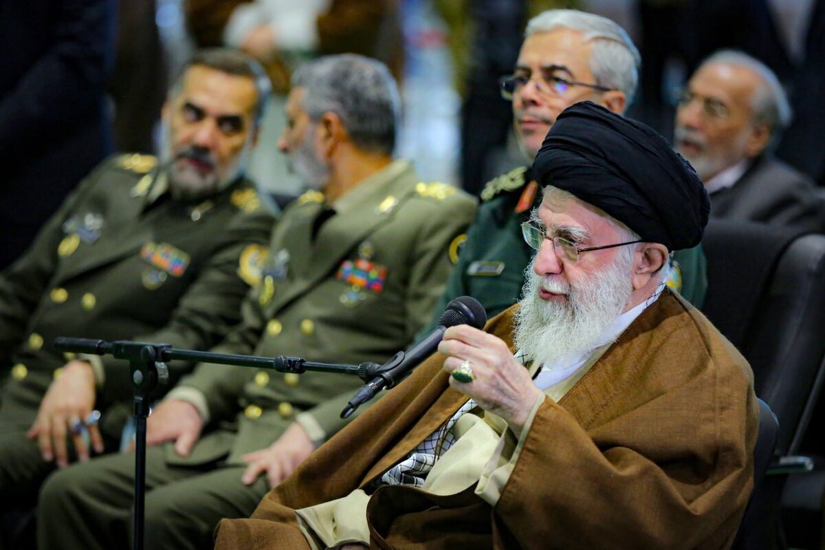 رهبر انقلاب: در نمایشگاه دستاوردهای هوافضای سپاه نشانه‌های عزم و ایمان مشهود بود/ رژیم صهیونیستی به رغم بمباران‌ها در غزه تاکنون در حرکت خود ناکام بوده