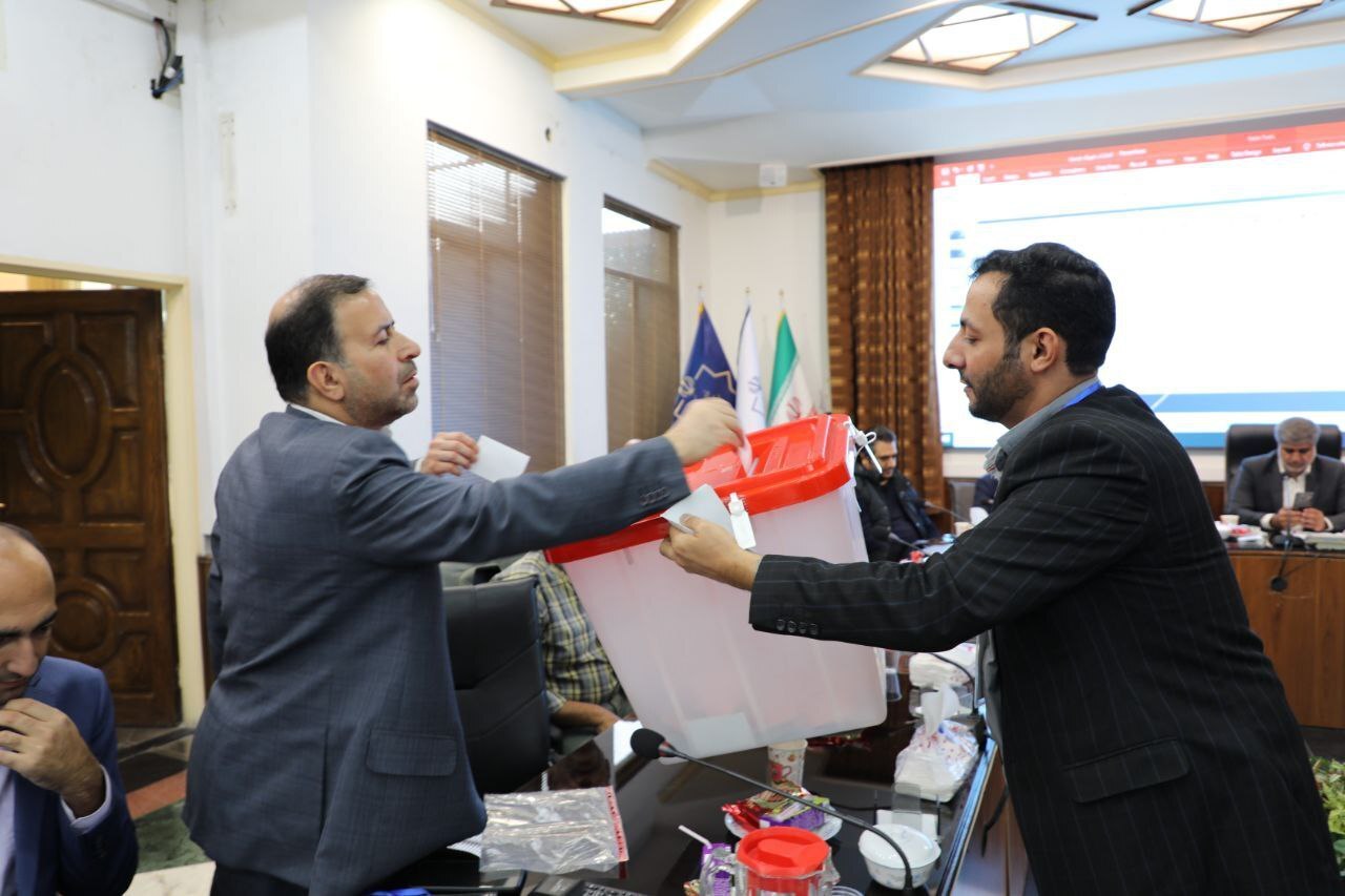 برگزاری دومین دوره انتخابات نمایندگان شورای توسعه و حمایت از سازمان های مردم نهاد شهرستان تهران برگزاری دومین دوره انتخابات نمایندگان شورای توسعه و حمایت از سازمان های مردم نهاد شهرستان تهران