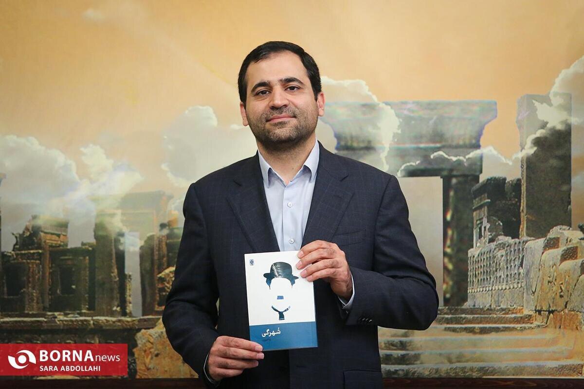 فيروزی : سلبریتی به مثابه یک فرهنگ پدیده ای ذوابعاد و حاصل رونق صنعت سرگرمی است فيروزی : سلبریتی به مثابه یک فرهنگ پدیده ای ذوابعاد و حاصل رونق صنعت سرگرمی است