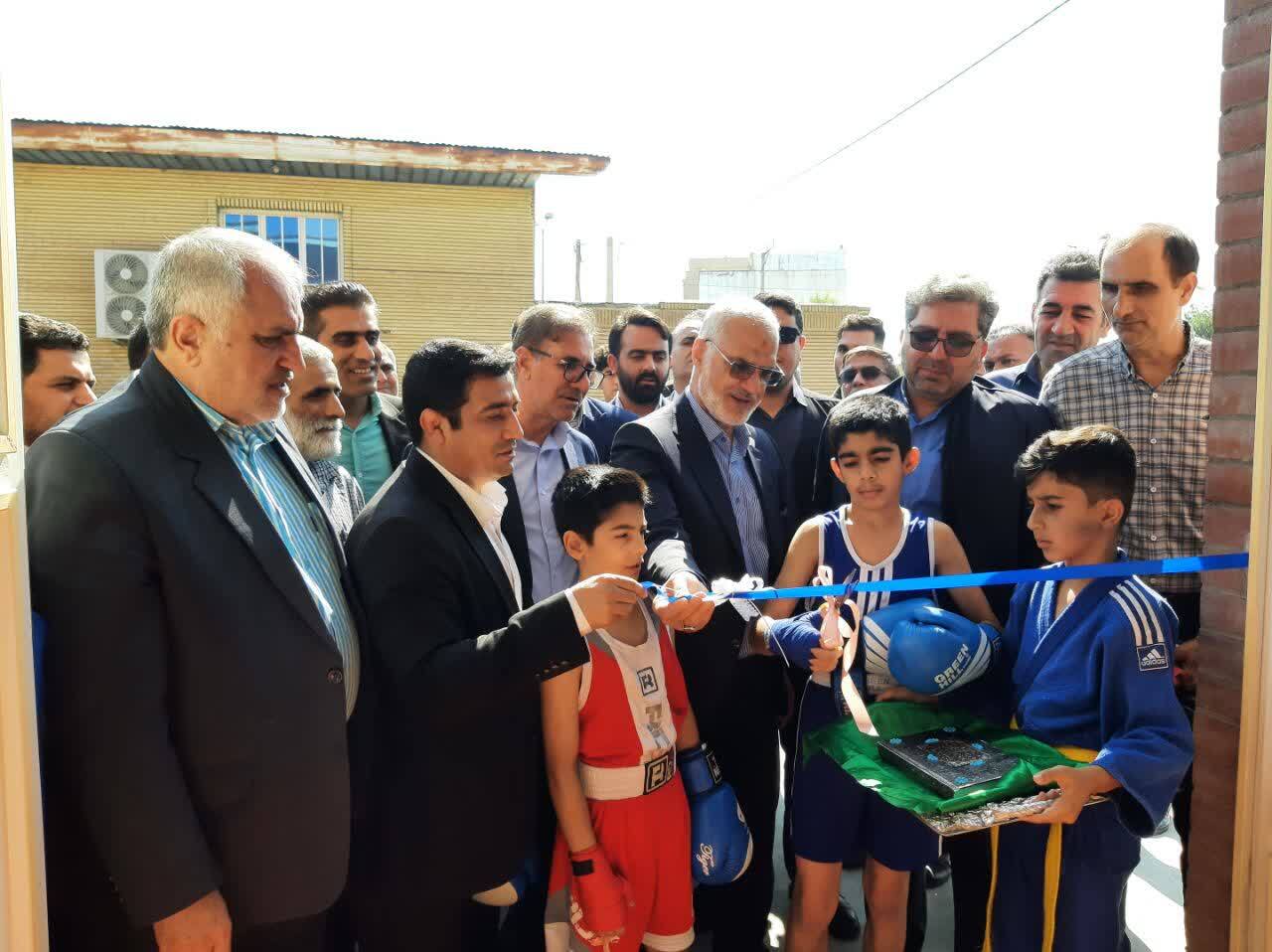 ٣ سالن ورزشی تمرینی در شهرستان اندیمشک بهره برداری رسید