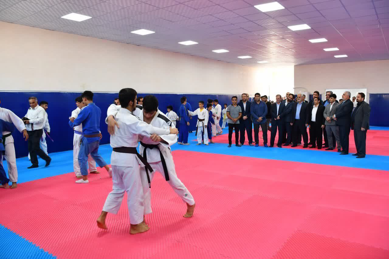 ٣ سالن ورزشی تمرینی در شهرستان اندیمشک بهره برداری رسید