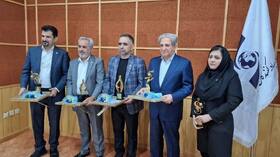 متنوع کردن کالاها و ایجاد پایانه های صادراتی را برای توسعه صادرات در برنامه داریم