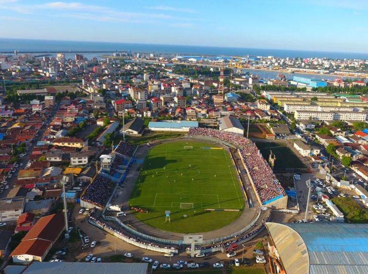 مرثیه‌ای برای ورزشگاه پیر انزلی/ به داد خانه ملوان برسید