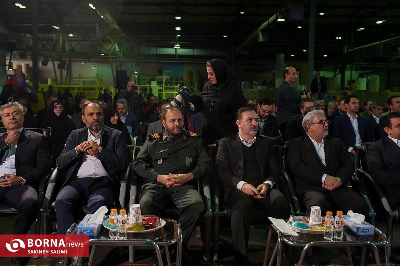 مدیرعامل کارخانه چوب و کاغذ مازندران: دستاورد ما در دولت سیزدهم تولید ۱۵۵میلیون جلد کتاب درسی است/مدیر عامل بانک ملی ایران: خودکفایی کاغذ طی ۲ سال میسر شد مدیرعامل کارخانه چوب و کاغذ مازندران: دستاورد ما در دولت سیزدهم تولید ۱۵۵میلیون جلد کتاب درسی است/مدیر عامل بانک ملی ایران: خودکفایی کاغذ طی ۲ سال میسر شد