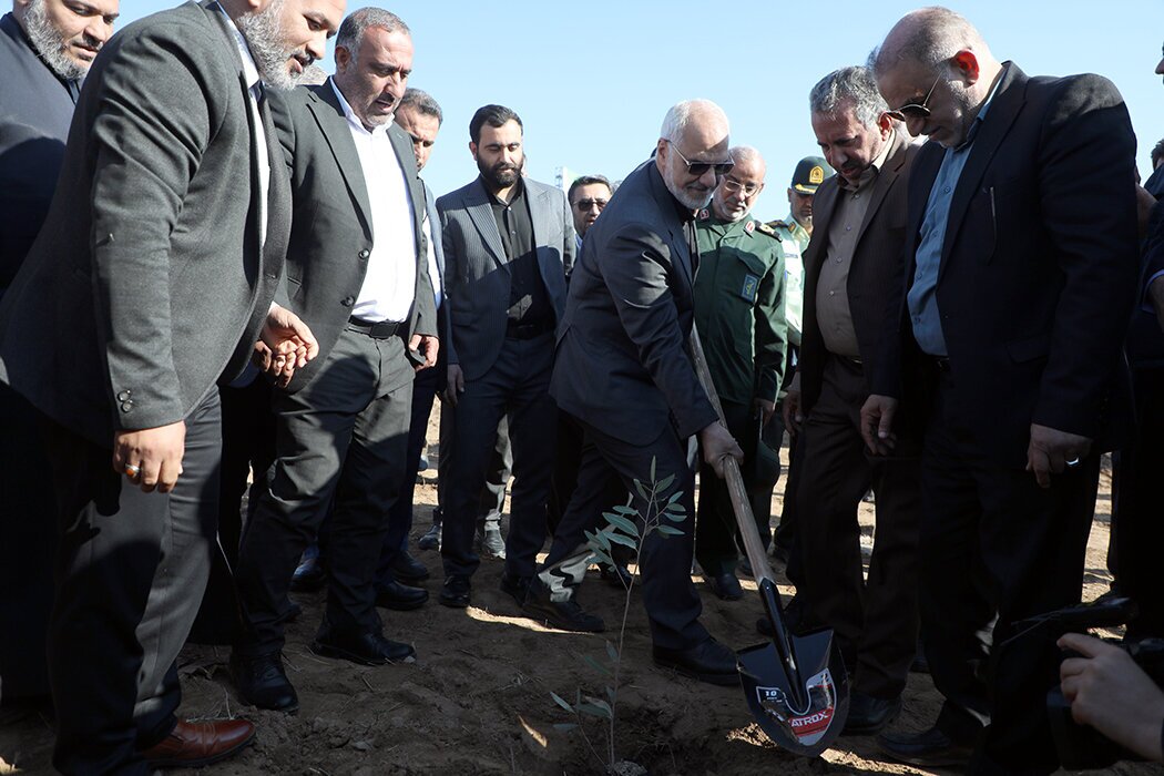 استاندار خوزستان خبر داد: هدف گذاری کاشت 300 هزار هکتار درخت در استان / تشکیل زنجیره تولید و اشتغال با راه اندازی کارخانه چوب به ازای اجرای هر ۲۰ هزار هکتار استاندار خوزستان خبر داد: هدف گذاری کاشت 300 هزار هکتار درخت در استان / تشکیل زنجیره تولید و اشتغال با راه اندازی کارخانه چوب به ازای اجرای هر ۲۰ هزار هکتار