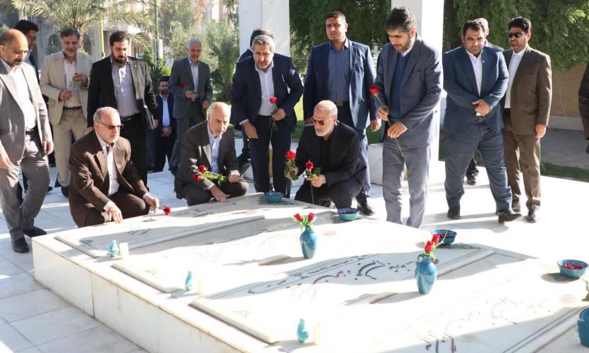 خروج نیروهای درمانی از خوزستان فشار زیادی بر نیروهای موجود وارد کرده است / خوزستان از حیث بیماری رکورد دار کشور است