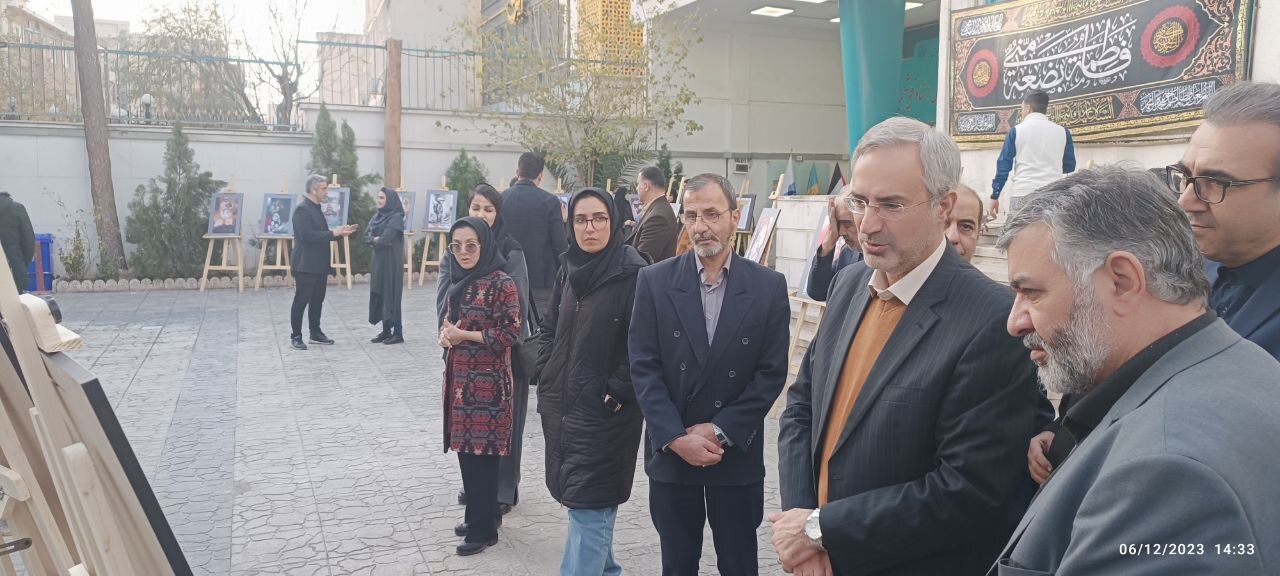 برگزاری نمایشگاه نقاشی «غزه میدان حق و باطل» در دانشگاه فرشچیان/ محمدی: باید با ابزار هنر مظلومیت مردم غزه را نمایش دهیم