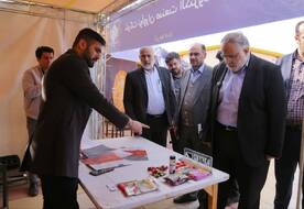 نمایشگاه دستاوردهای پژوهشی در مرکز آموزش عالی فنی و مهندسی بویین زهرا افتتاح شد
