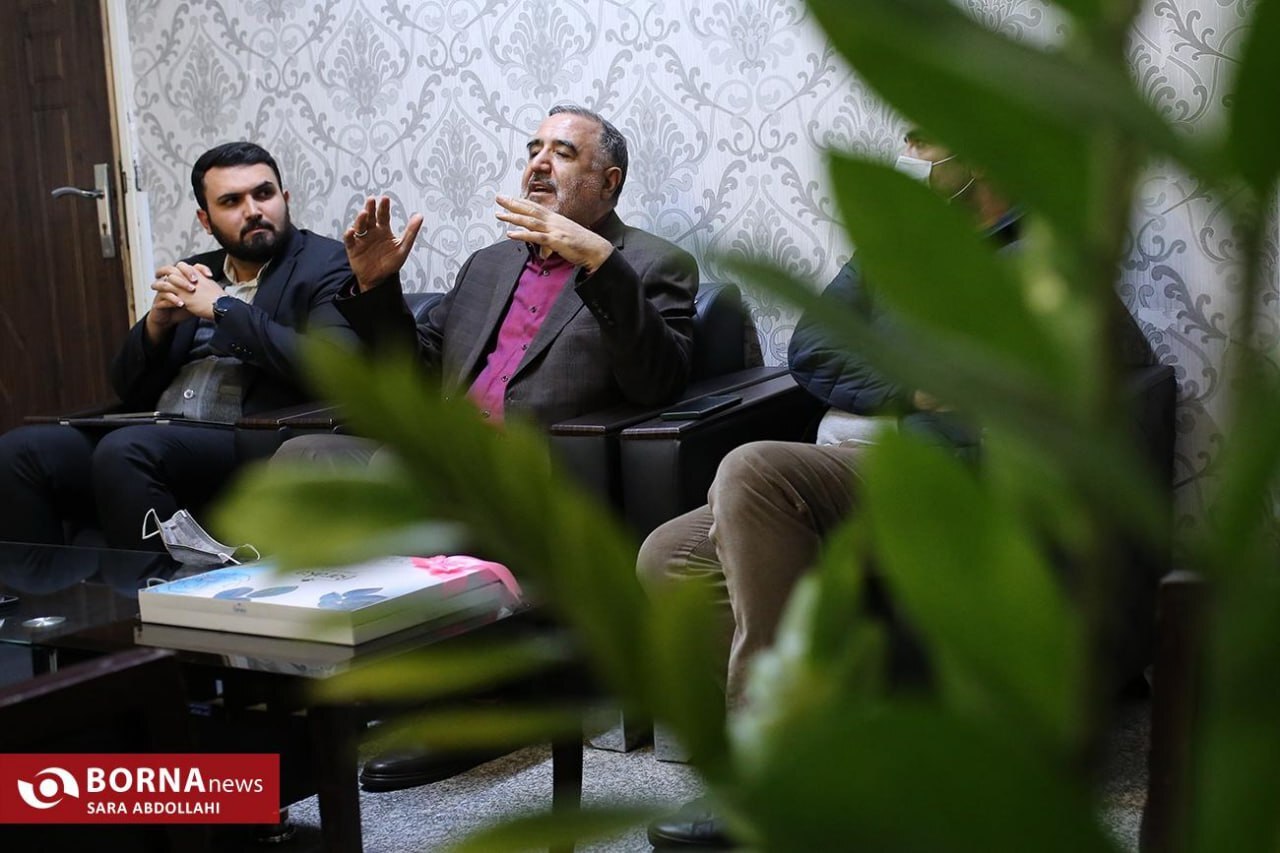 محبینیا: هردو جریان اصلاح طلب و اصولگرای گرفتار جریانی کم کار و پرطلب هستند/ طیف لاریجانی با گفتمانی فارغ از چپ و راست وارد انتخابات میشود محبینیا: هردو جریان اصلاح طلب و اصولگرای گرفتار جریانی کم کار و پرطلب هستند/ طیف لاریجانی با گفتمانی فارغ از چپ و راست وارد انتخابات میشود