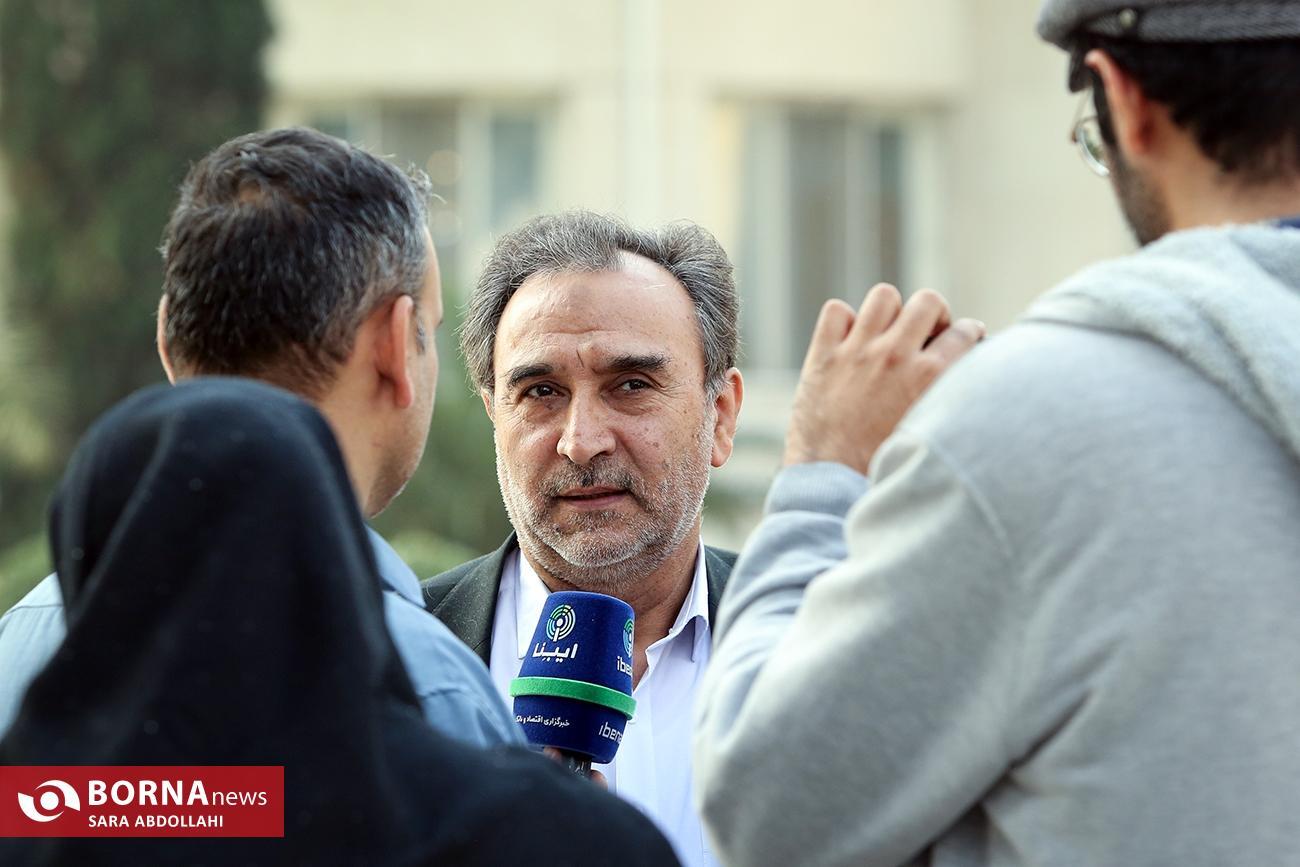 چه خبر از حیاط دولت؟ چه خبر از حیاط دولت؟