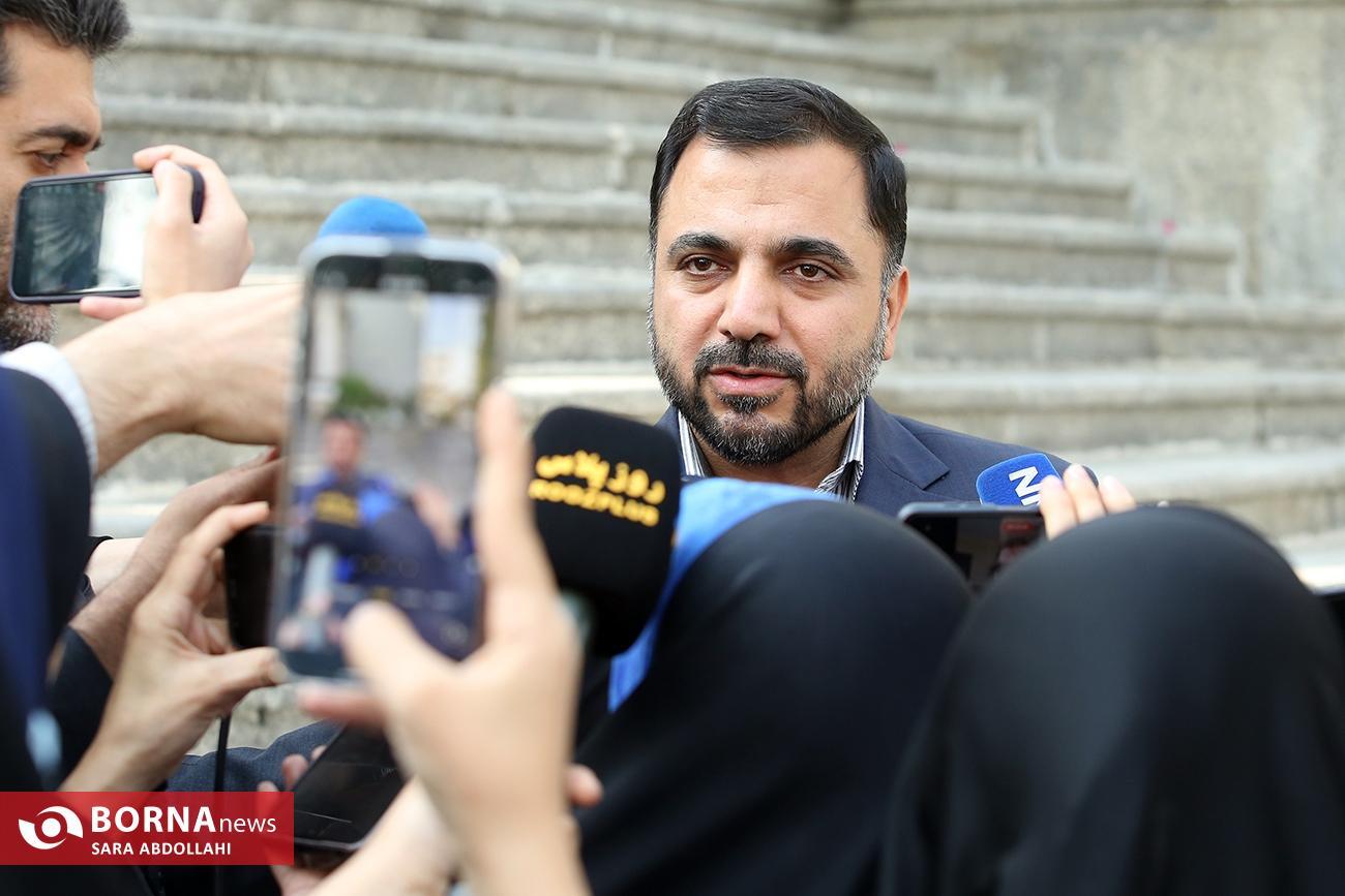 چه خبر از حیاط دولت؟ چه خبر از حیاط دولت؟