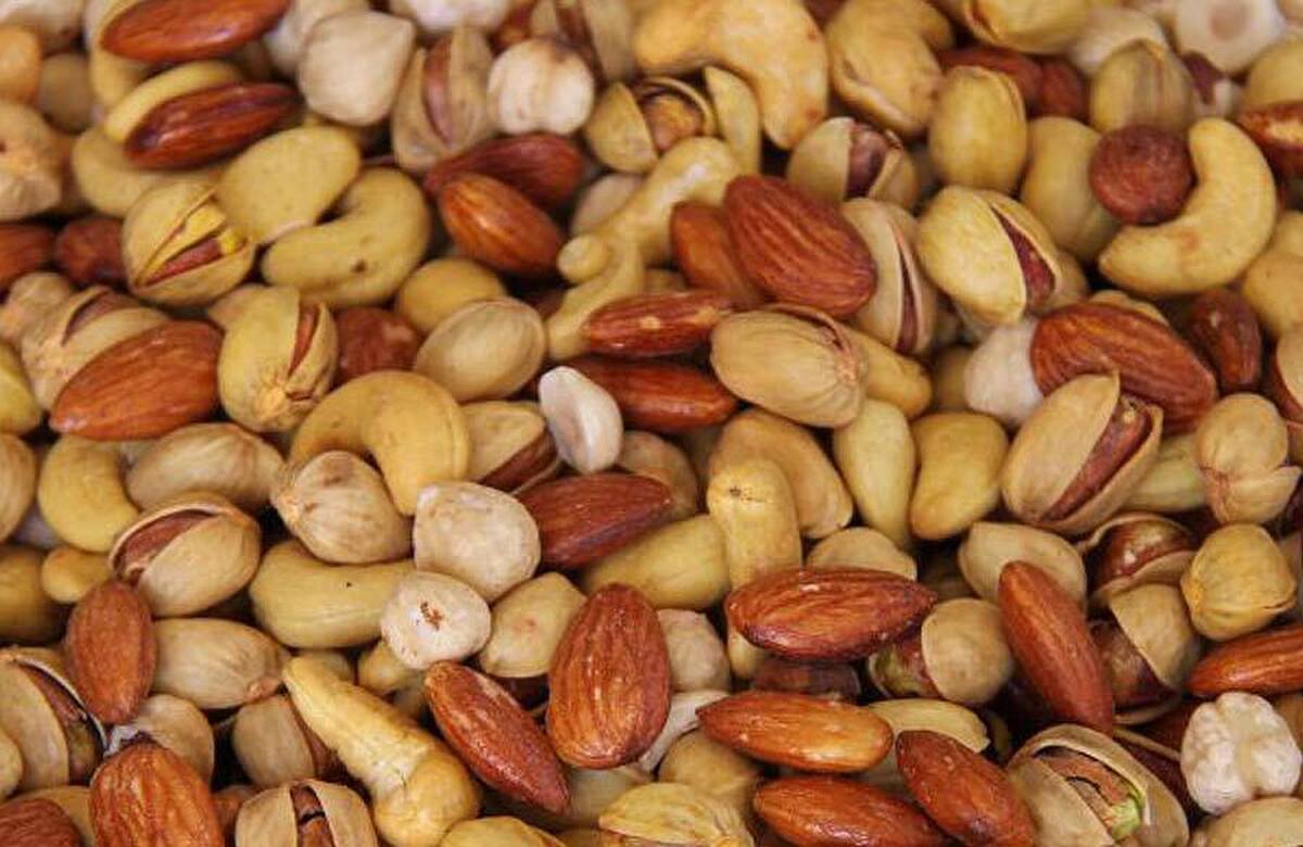 قیمت آجیل چهار مغز مخلوط دربازارهای میوه و تره بار چقدر است؟