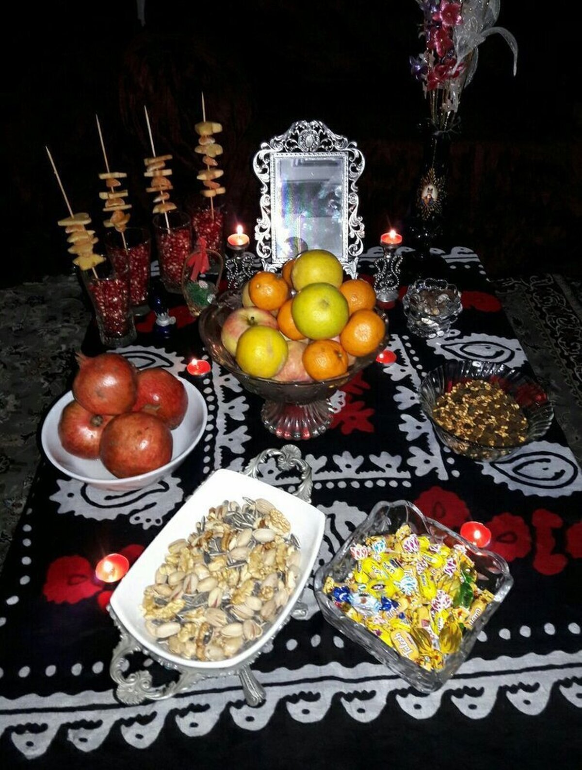 آداب و رسوم   شب یلدا در استان لرستان