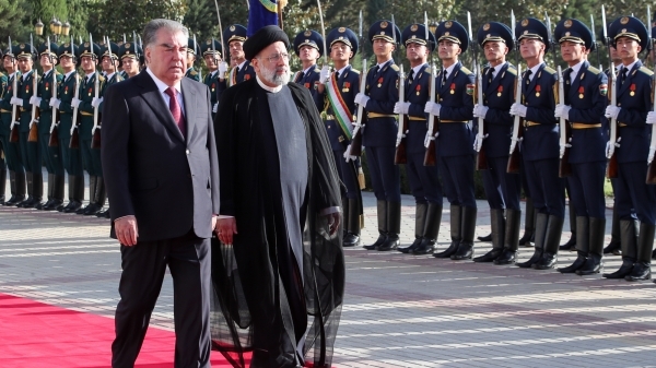 قطار دیپلماسی اقتصادی دولت رئیسی در ایستگاه عشق آباد
