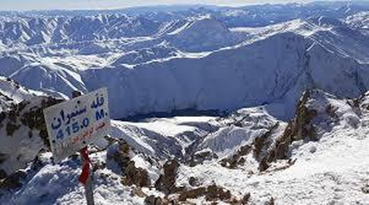 گرفتار شدن ۵ کوهنورد در قله سنبران اشترانکوه / هویت کوهنوردان مفقود شده مشخص شد