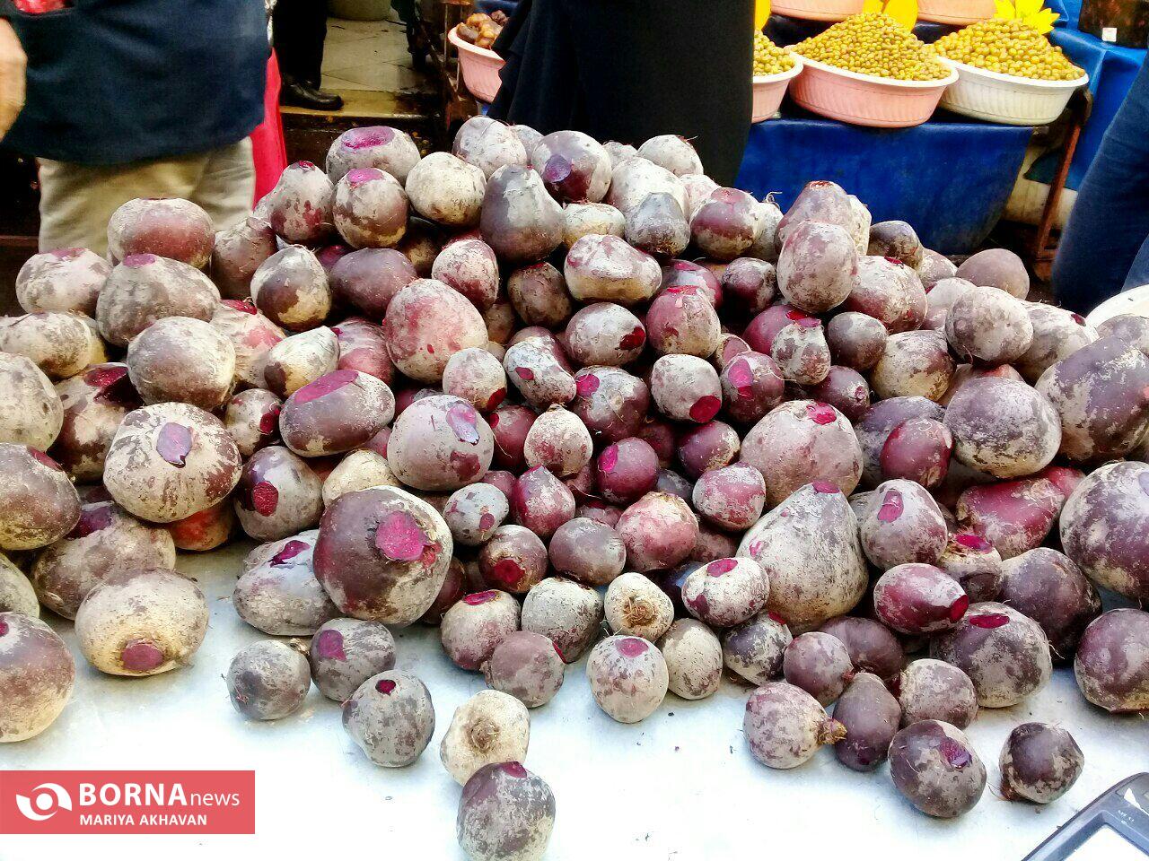 بازار رشت در شب یلدا بازار رشت در شب یلدا
