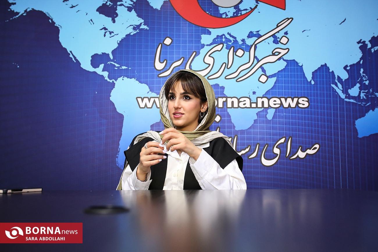 حضور بازیگر «زخم کاری» در خبرگزاری برنا+ تصاویر