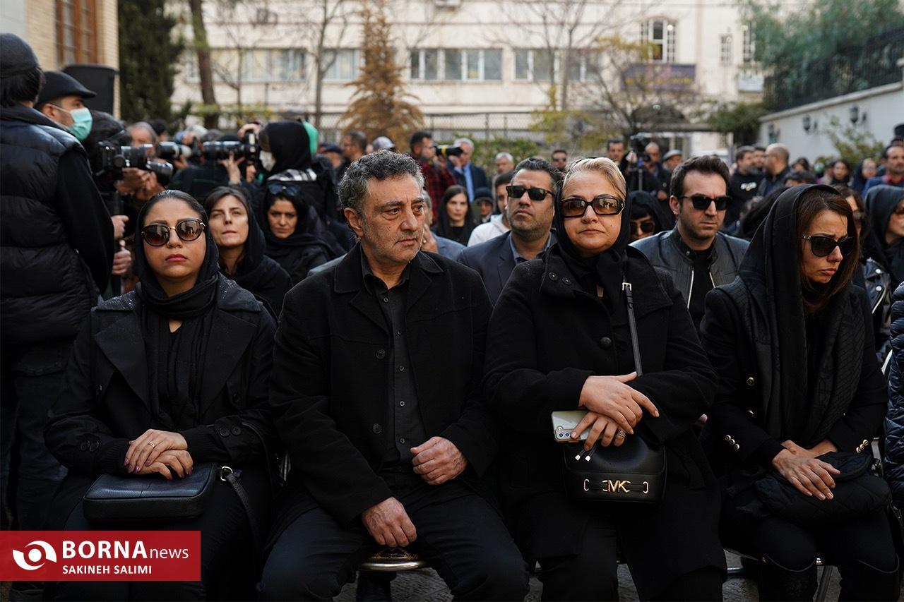 کدام هنرمندان در مراسم تشییع بیتا فرهی حضور داشتند+ تصاویر