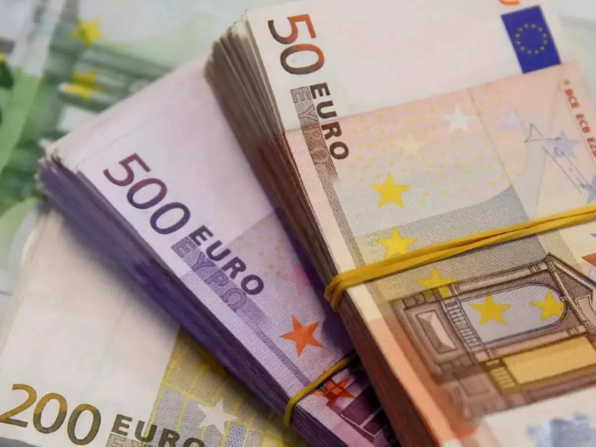 کاهش نرخ یورو و بازگشت آن به کانال ۴۶ هزار تومان