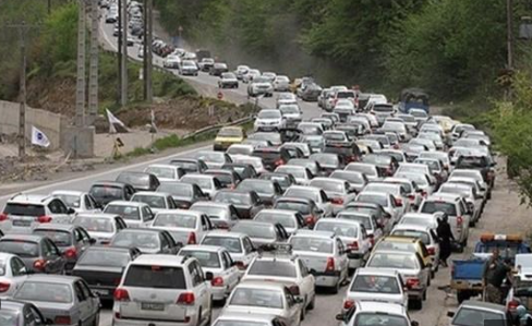 بازگشت مسافران نوروزی ترافیک جاده های استان قزوین را سنگین کرد بازگشت مسافران نوروزی ترافیک جاده های استان قزوین را سنگین کرد