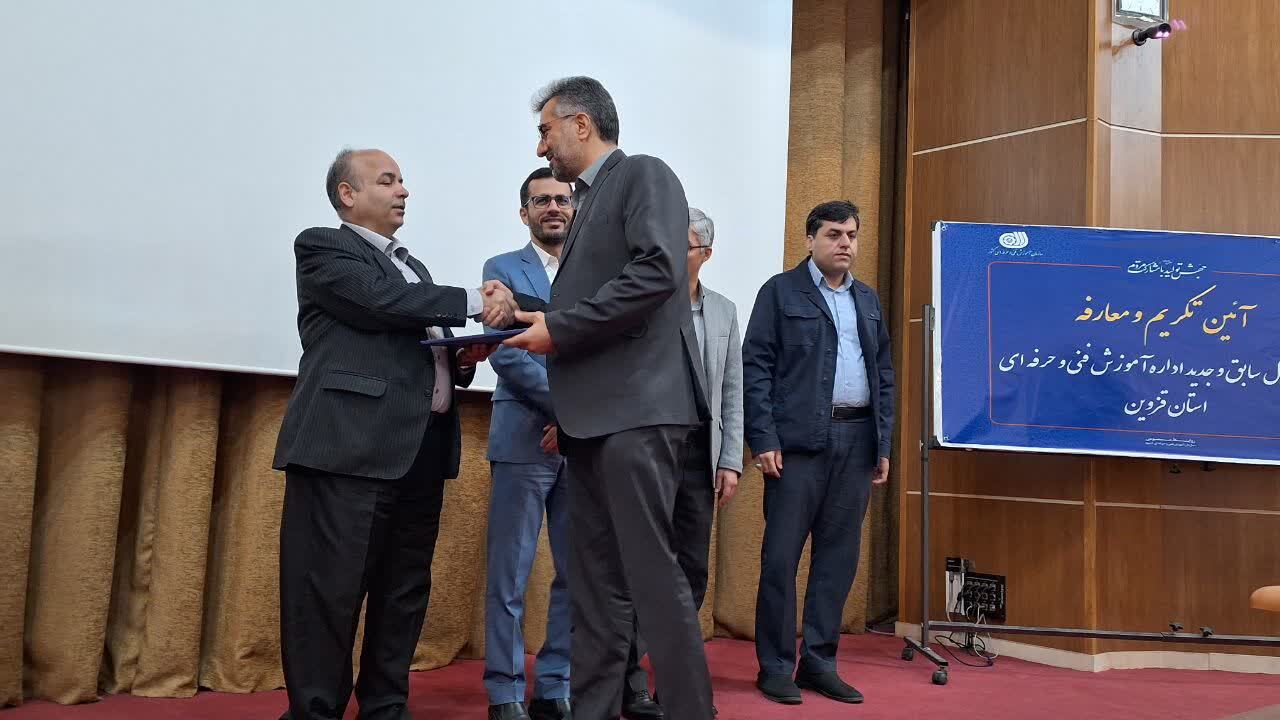 مهارت آموزی بهترین راهکار حل مشکل بیکاری است