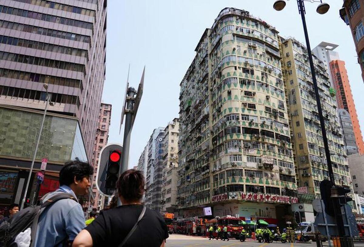 آتش سوزی در هنگ کنگ ۴۱ کشته و زخمی برجای گذاشت