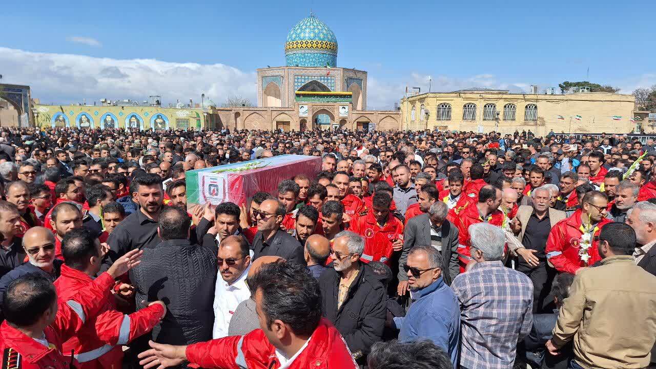 مدیریت شهری حامی آتش نشانان تلاشگر خواهد بود مدیریت شهری حامی آتش نشانان تلاشگر خواهد بود