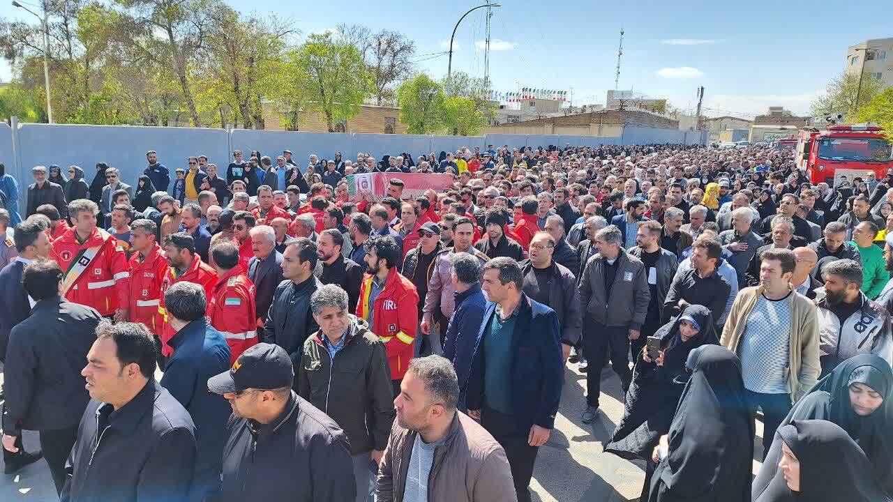 مدیریت شهری حامی آتش نشانان تلاشگر خواهد بود مدیریت شهری حامی آتش نشانان تلاشگر خواهد بود