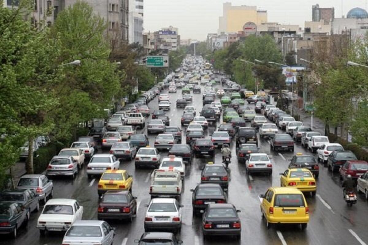 ترافیک سنگین و نیمه سنگین در بزرگراه ها و معابر شهر تهران